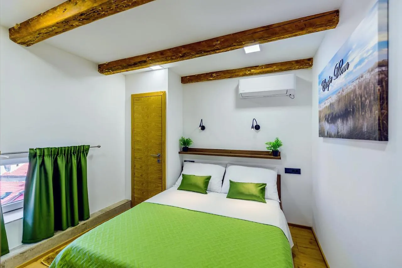 Urban Apartments With Sauna Zadar 0*,